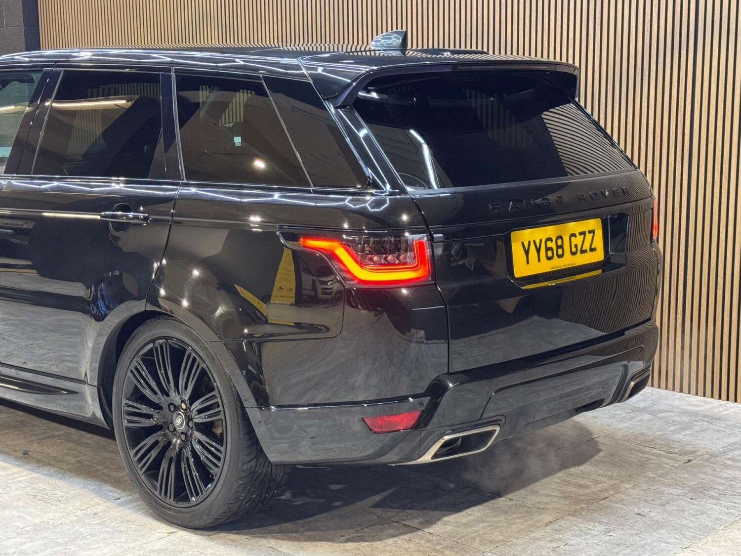 Used Land Rover Range Rover Sport 2018 for sale - 77676600: Photo 30