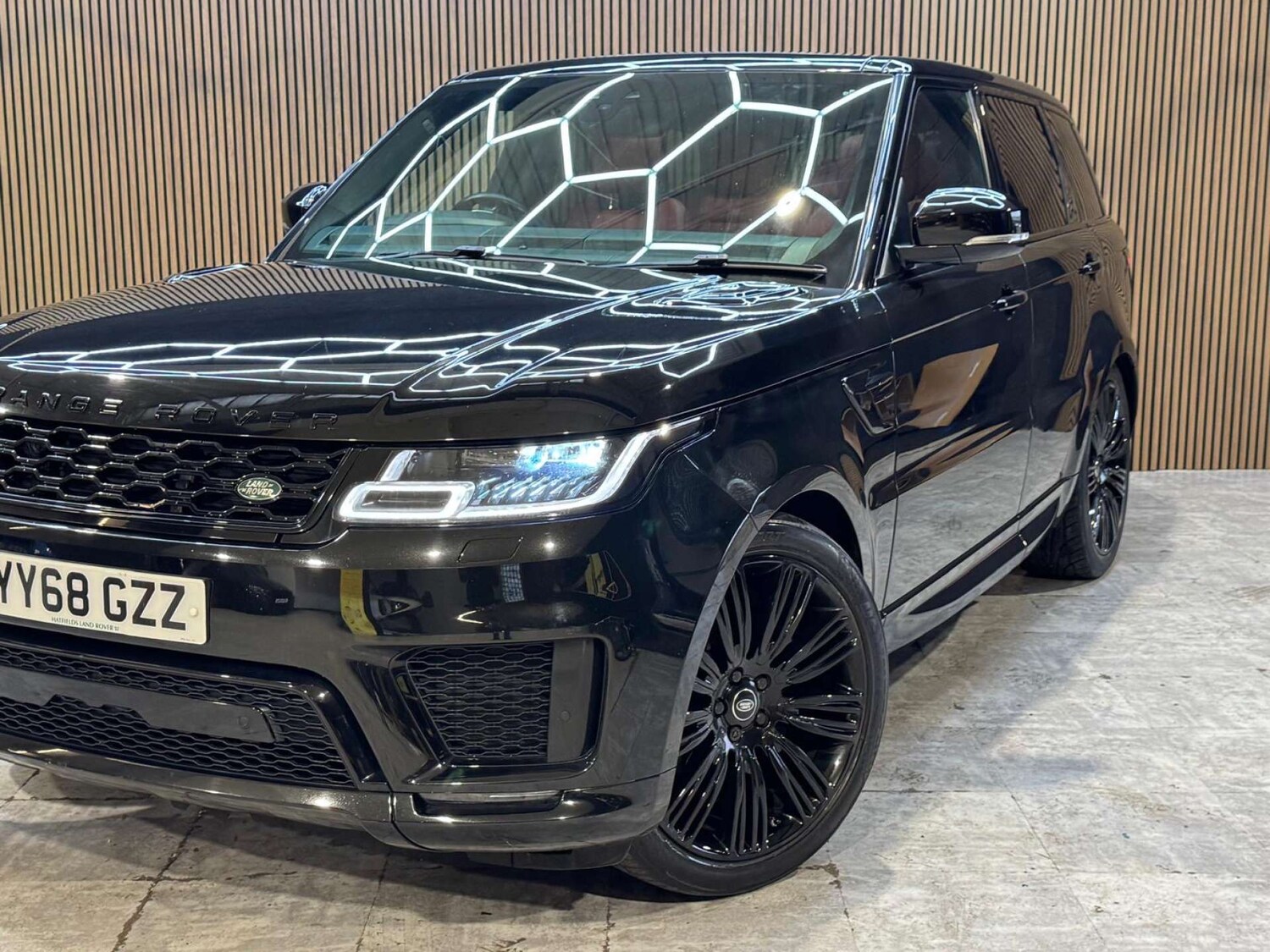 Used Land Rover Range Rover Sport 2018 for sale - 77676600: Photo 40