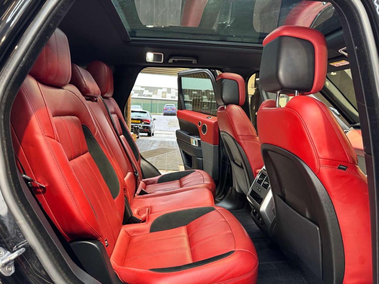 Used Land Rover Range Rover Sport 2018 for sale - 77676600: Photo 6