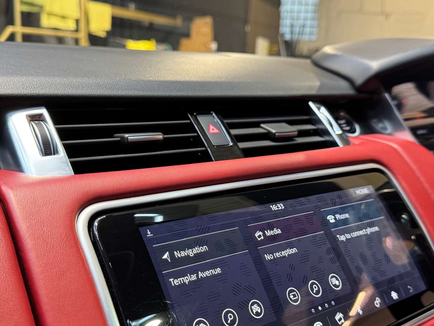 Used Land Rover Range Rover Sport 2018 for sale - 77676600: Photo 93