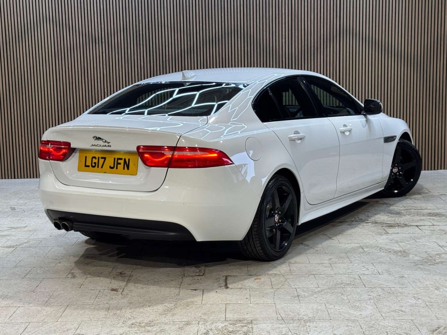 Used Jaguar XE 2017 for sale - 77639596: Photo 21