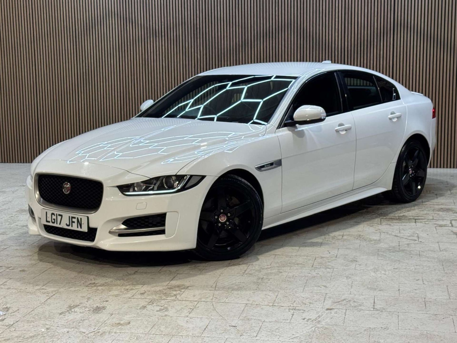 Used Jaguar XE 2017 for sale - 77639596: Photo 33