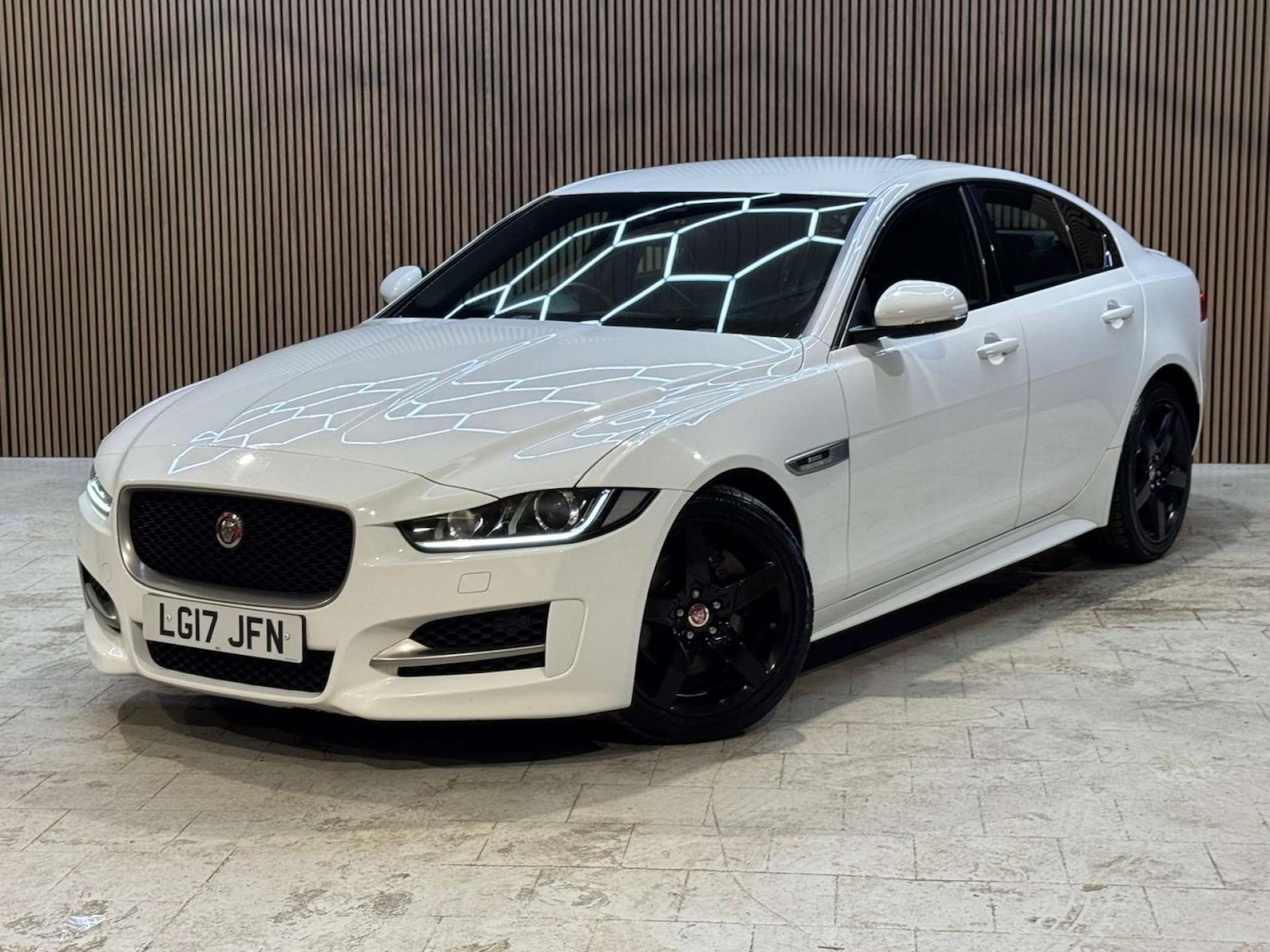Used Jaguar XE 2017 for sale - 77639596: Photo 34