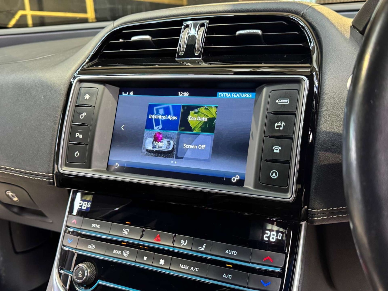 Used Jaguar XE 2017 for sale - 77639596: Photo 50