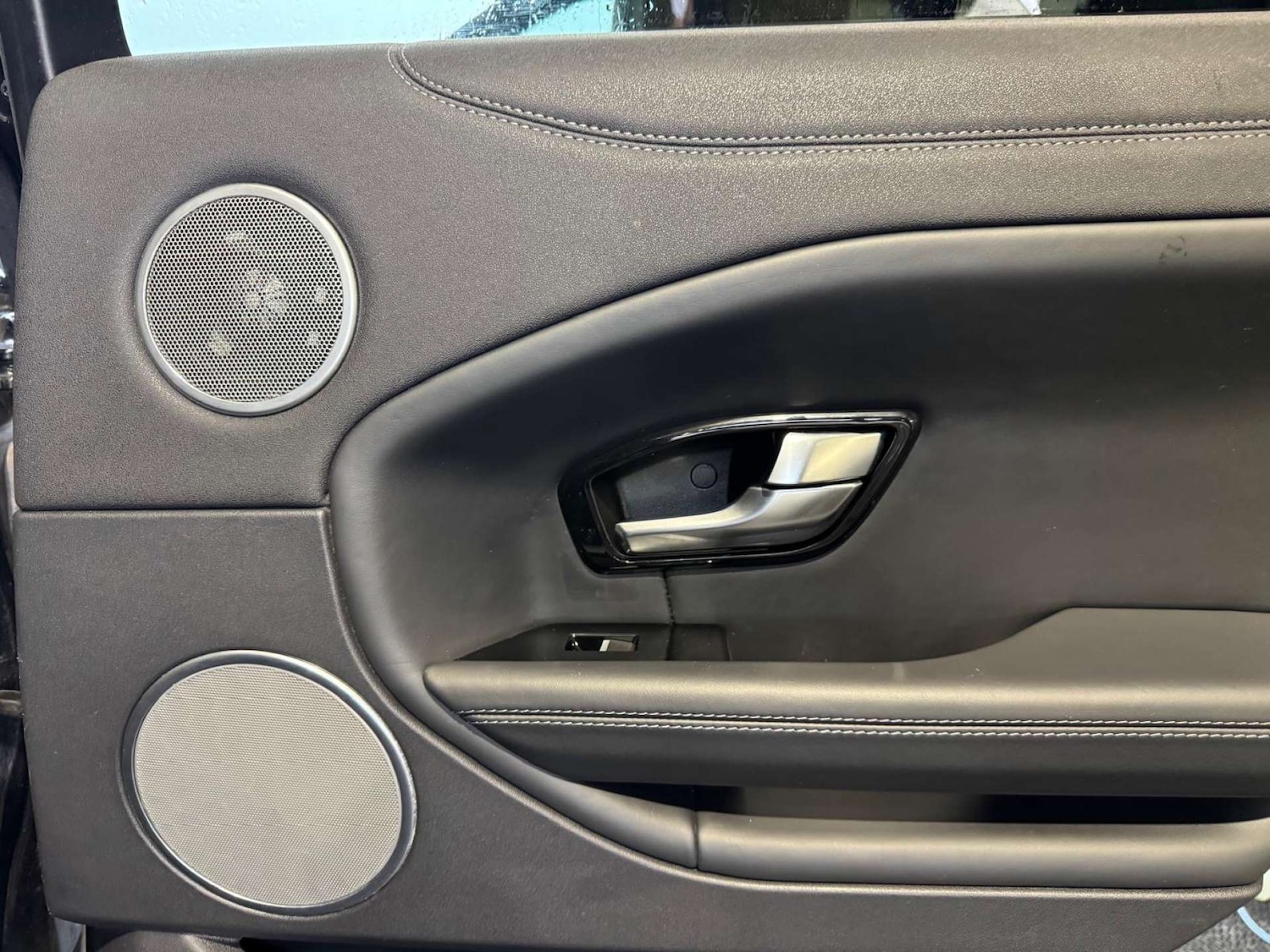 Used Land Rover Range Rover Evoque 2017 for sale - 77476408: Photo 37