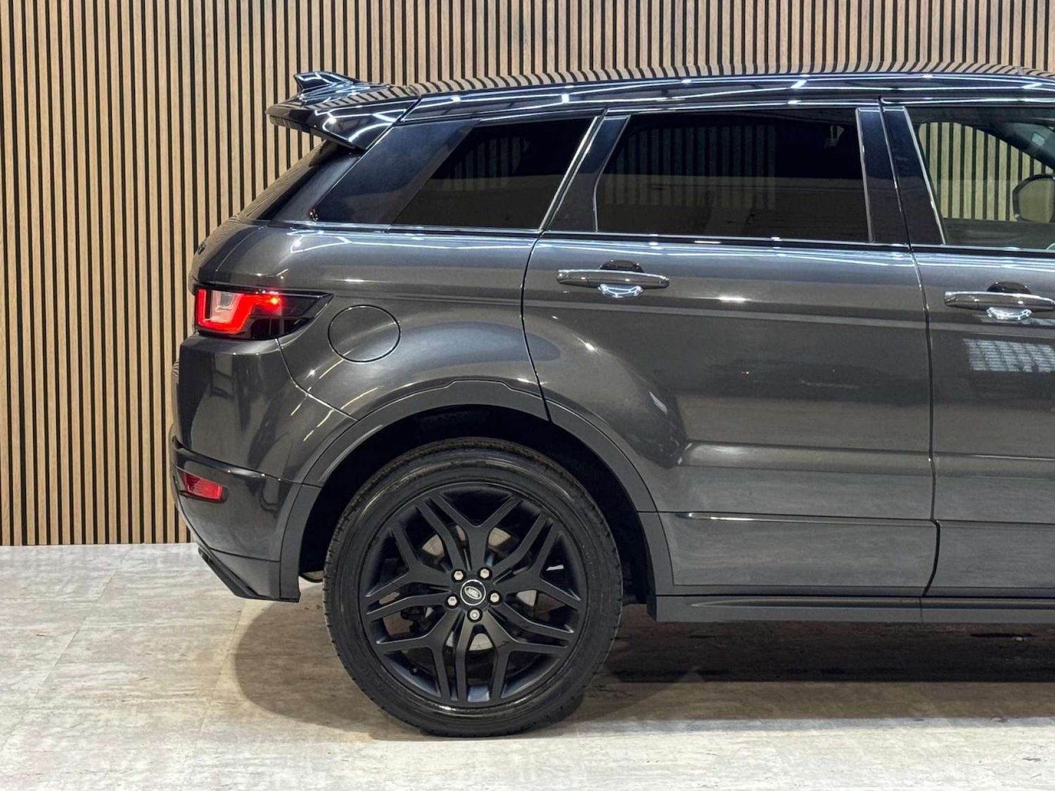 Used Land Rover Range Rover Evoque 2018 for sale - 78063300: Photo 14