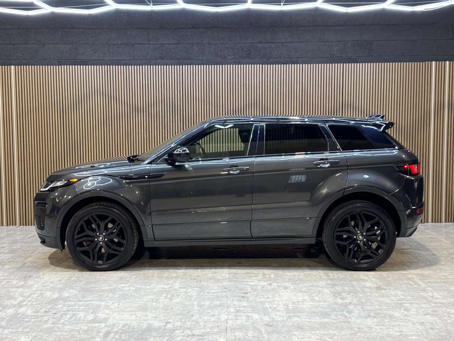 Used Land Rover Range Rover Evoque 2018 for sale - 78063300: Photo 28