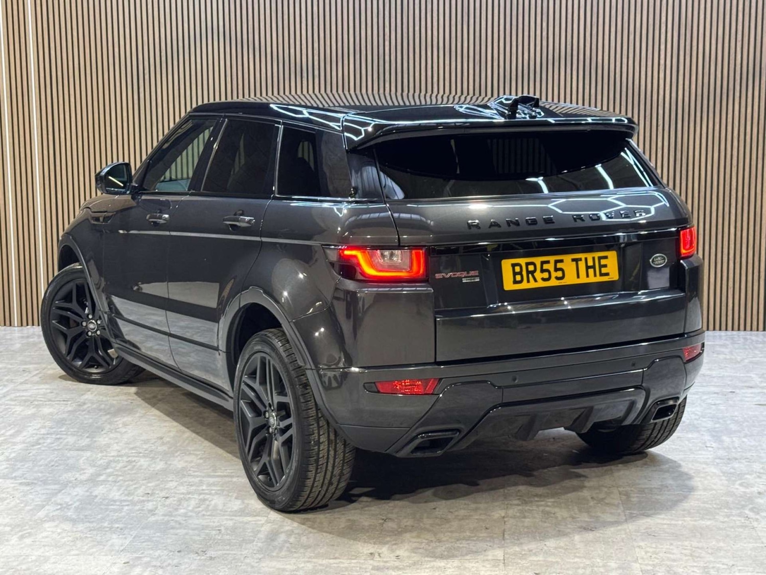 Used Land Rover Range Rover Evoque 2018 for sale - 78063300: Photo 5