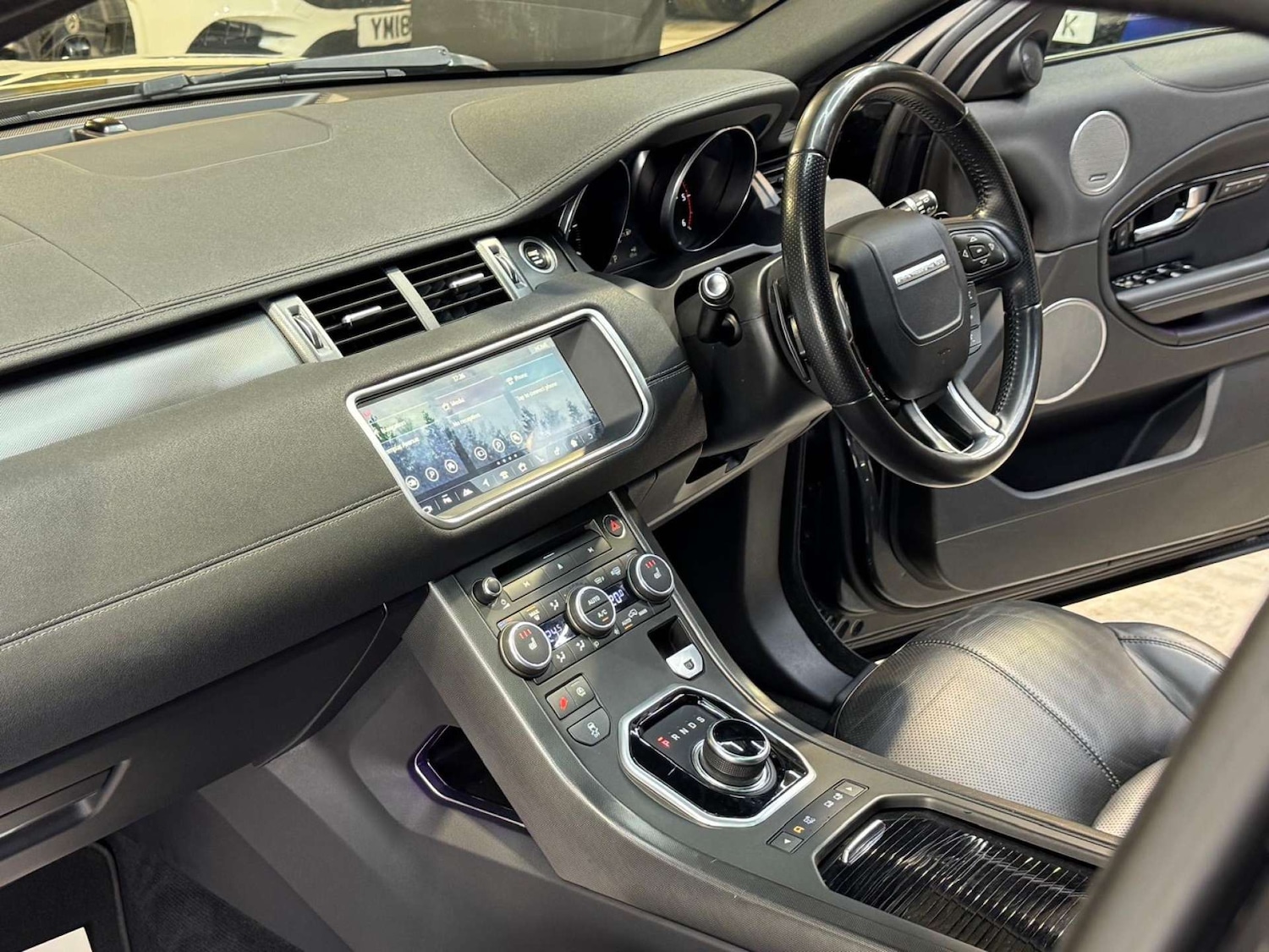 Used Land Rover Range Rover Evoque 2018 for sale - 78063300: Photo 82