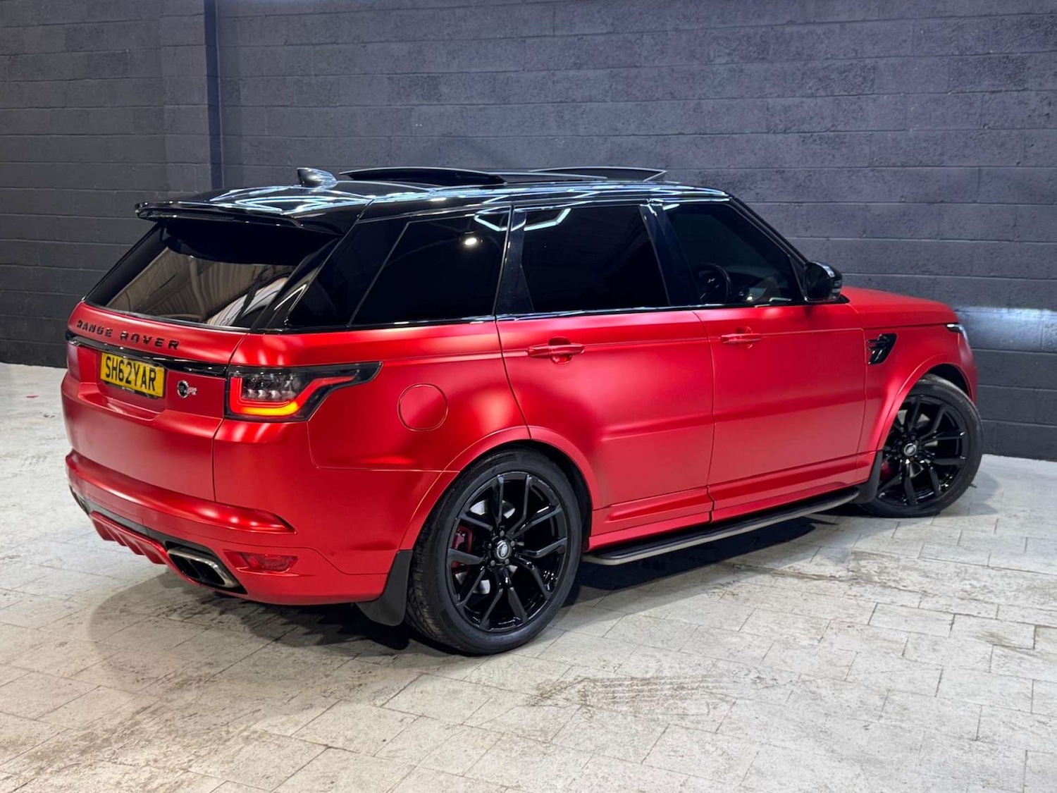 Used Land Rover Range Rover Sport 2018 for sale - 76397228: Photo 30
