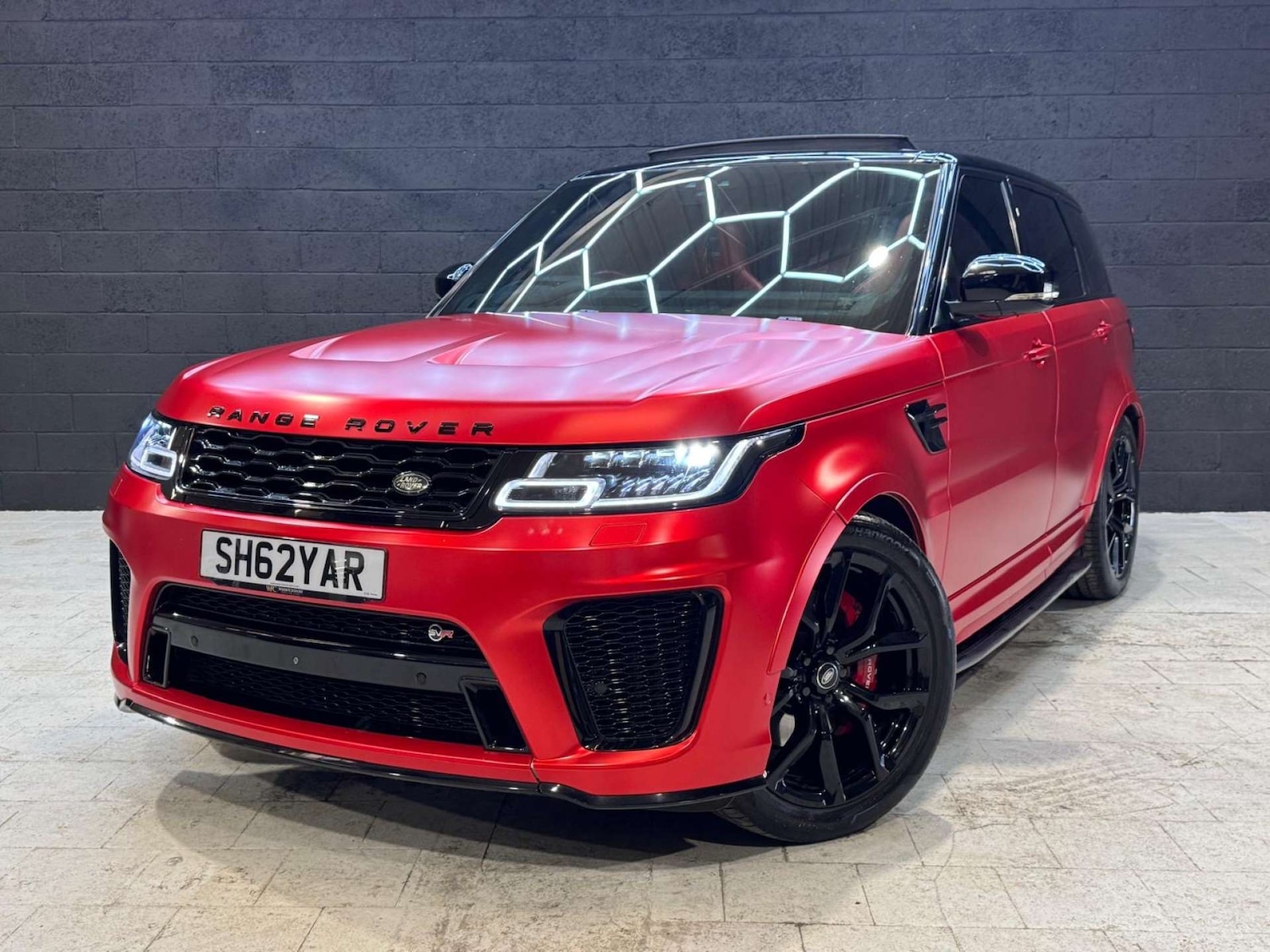 Used Land Rover Range Rover Sport 2018 for sale - 76397228: Photo 4