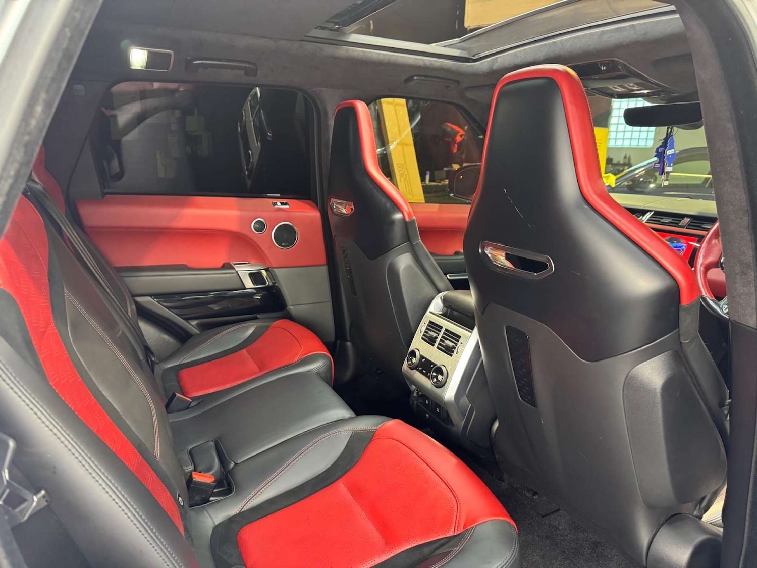 Used Land Rover Range Rover Sport 2018 for sale - 76397228: Photo 6