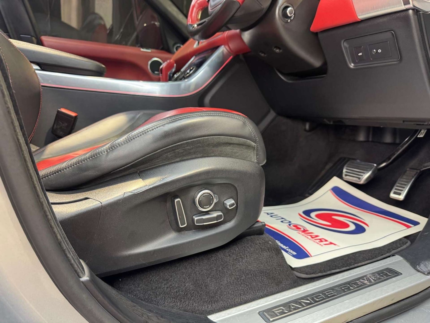 Used Land Rover Range Rover Sport 2018 for sale - 76397228: Photo 85