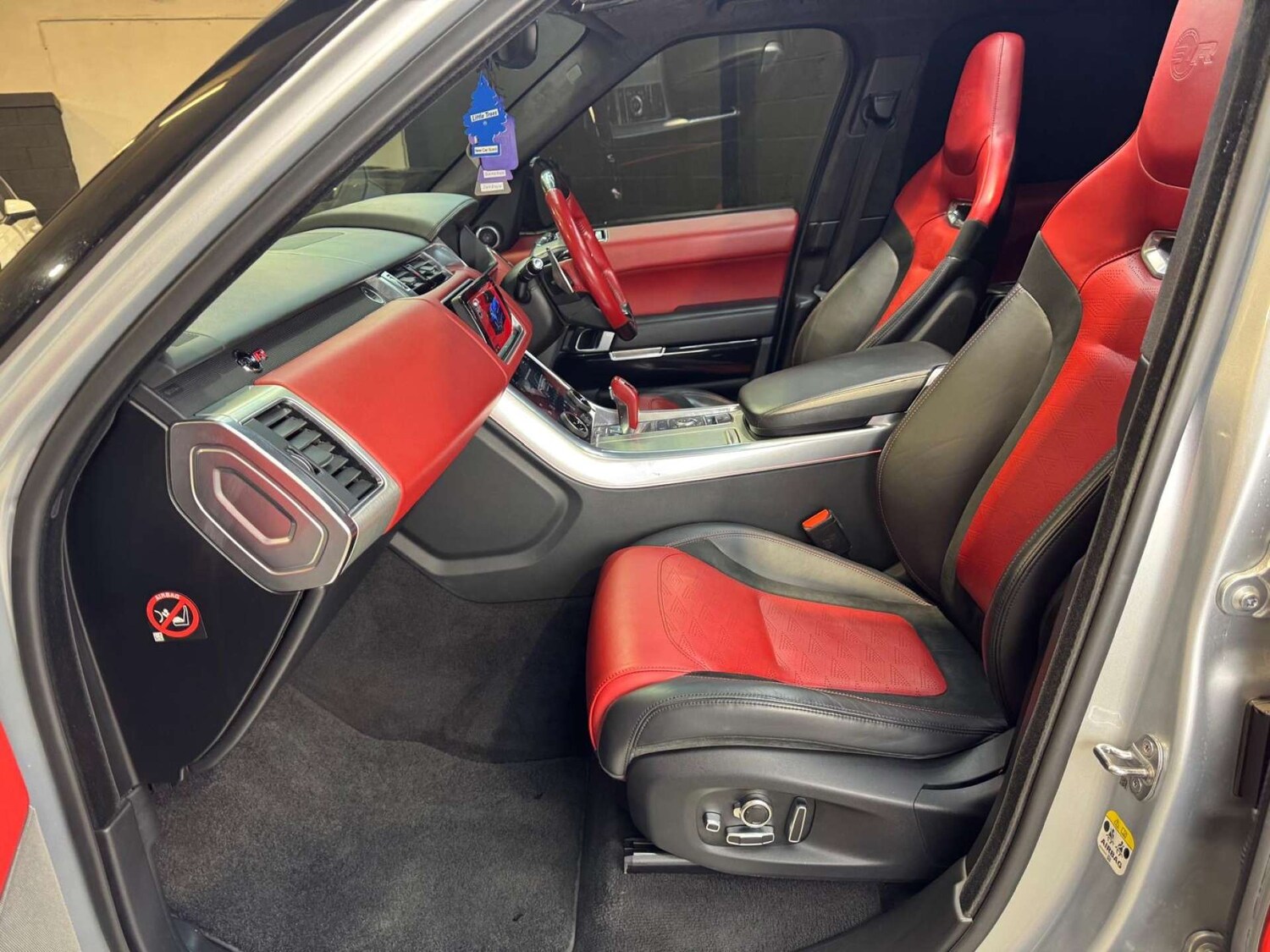 Used Land Rover Range Rover Sport 2018 for sale - 76397228: Photo 87