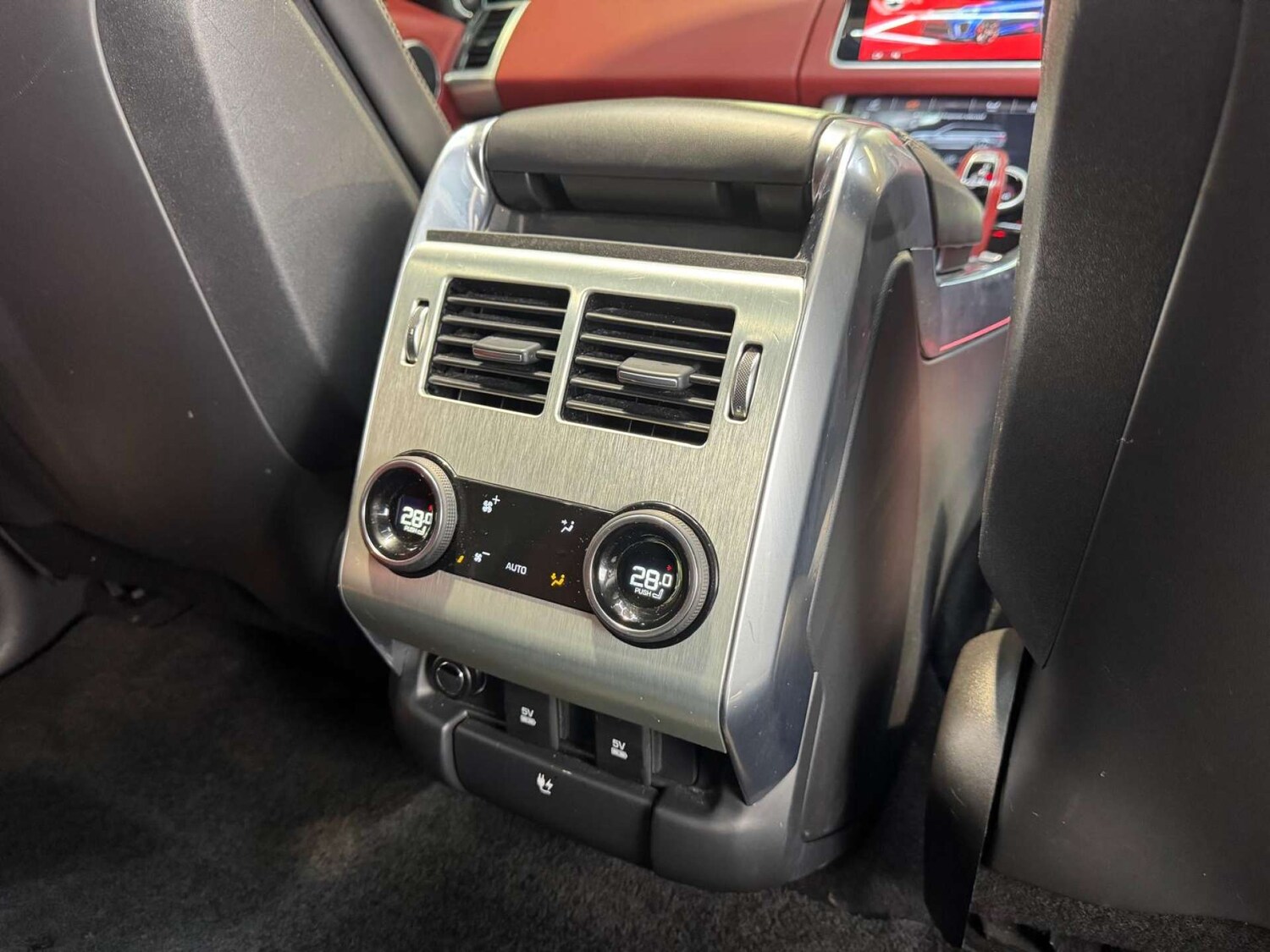 Used Land Rover Range Rover Sport 2018 for sale - 76397228: Photo 89