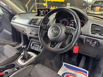 Used Audi Q3 2018 for sale - 79424384: Photo