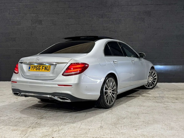 Used Mercedes-Benz E-Class 2016 for sale - 76065845: Photo 96