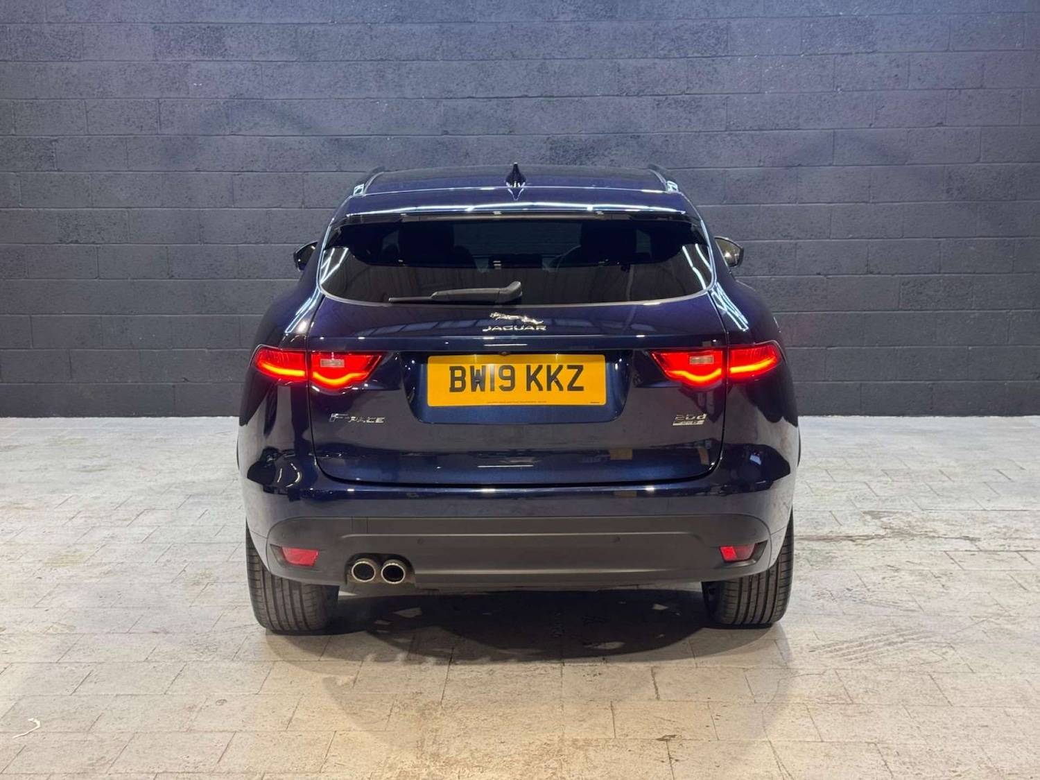 Used Jaguar F-Pace 2019 for sale - 76395515: Photo 26