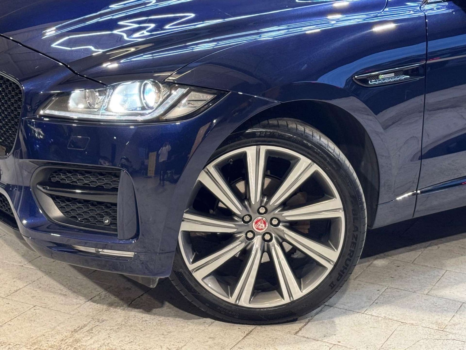 Used Jaguar F-Pace 2019 for sale - 76395515: Photo 40