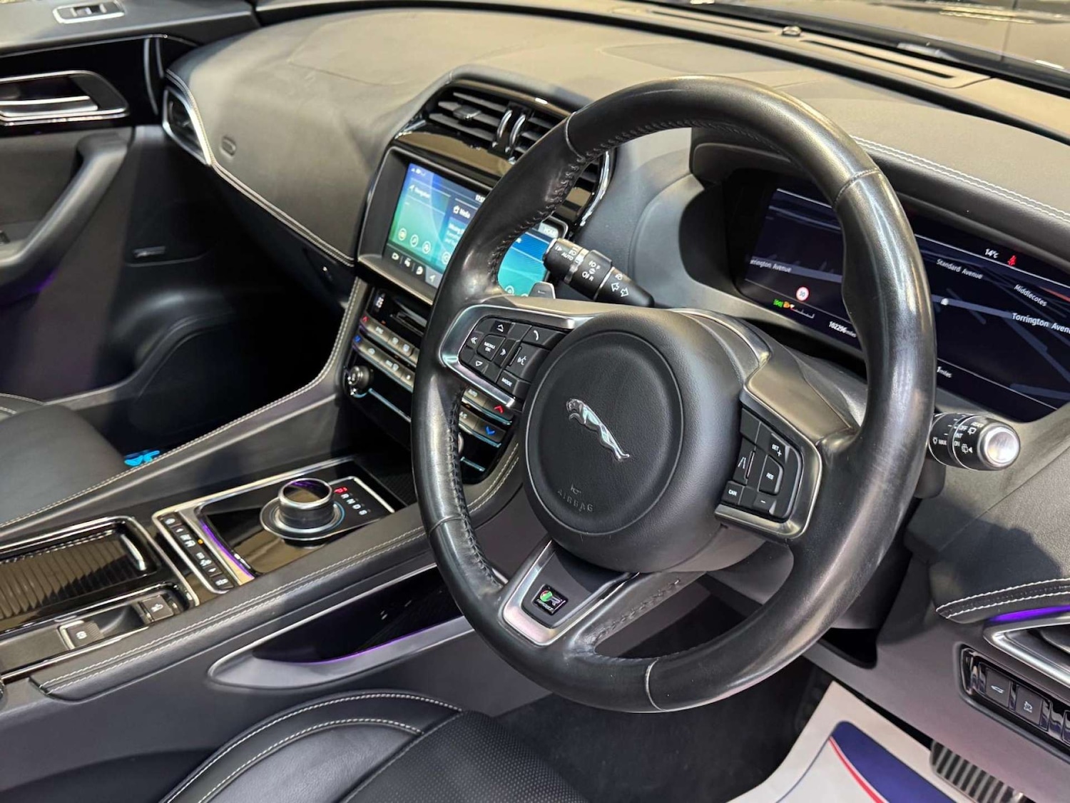 Used Jaguar F-Pace 2019 for sale - 76395515: Photo 47