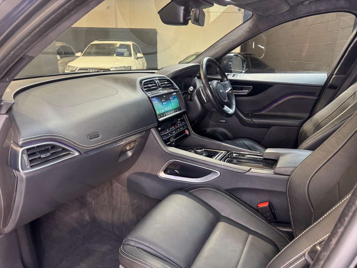 Used Jaguar F-Pace 2019 for sale - 76395515: Photo 68