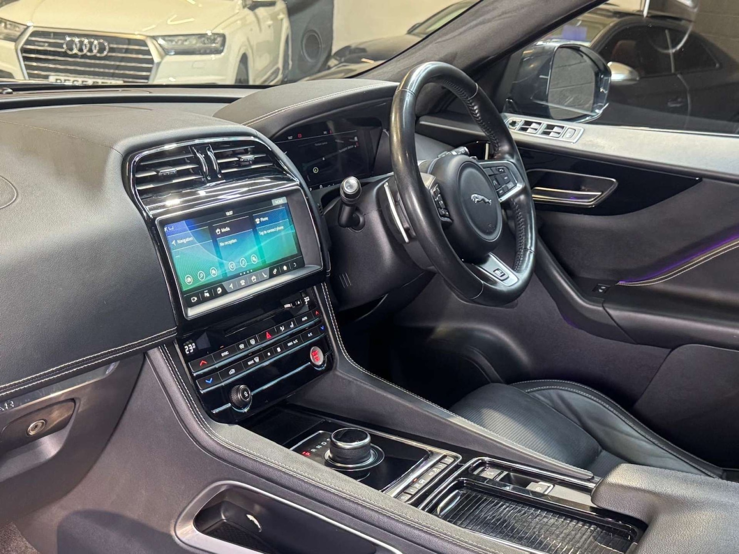 Used Jaguar F-Pace 2019 for sale - 76395515: Photo 74