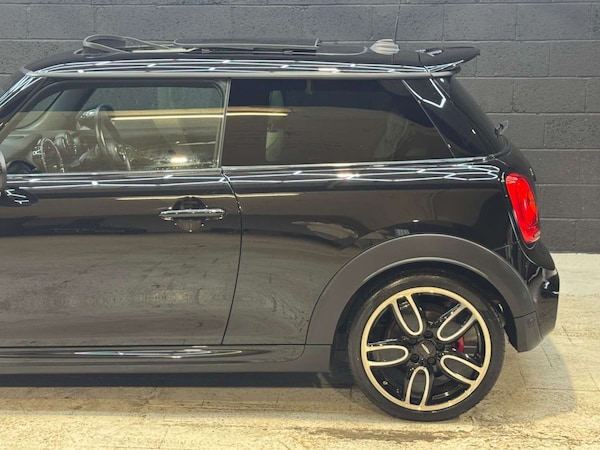 Used MINI Hatch 2017 for sale - 76181572: Photo 30