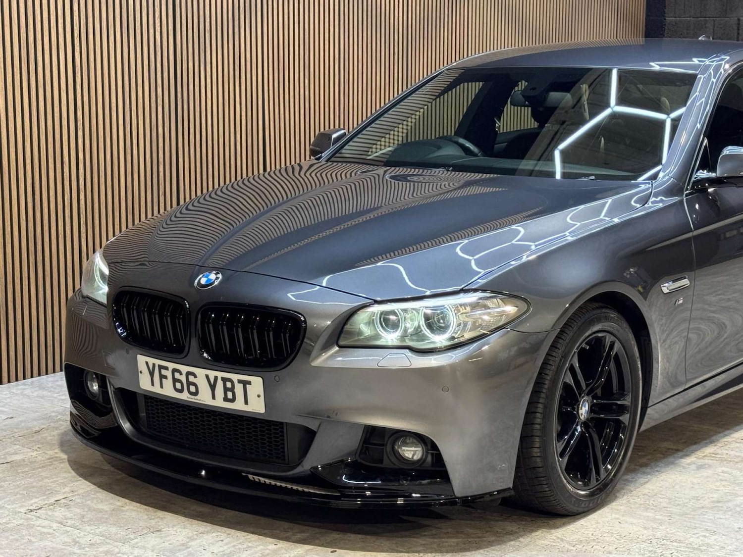 Used BMW 5 Series 2016 for sale - 77833265: Photo 27