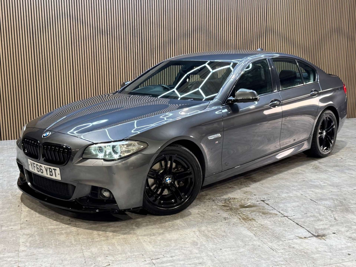 Used BMW 5 Series 2016 for sale - 77833265: Photo 31