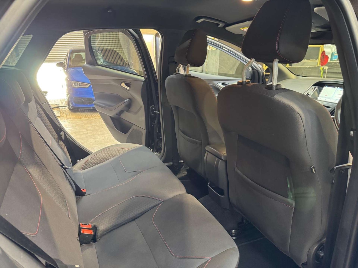 Used Ford Focus 2017 for sale - 78063296: Photo 6