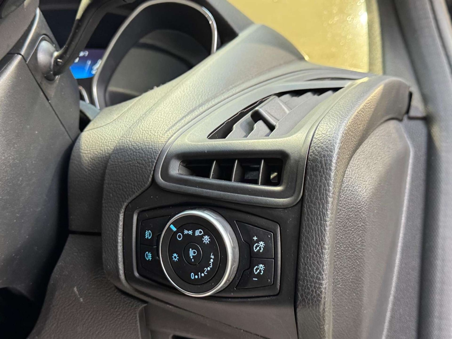 Used Ford Focus 2017 for sale - 78063296: Photo 69