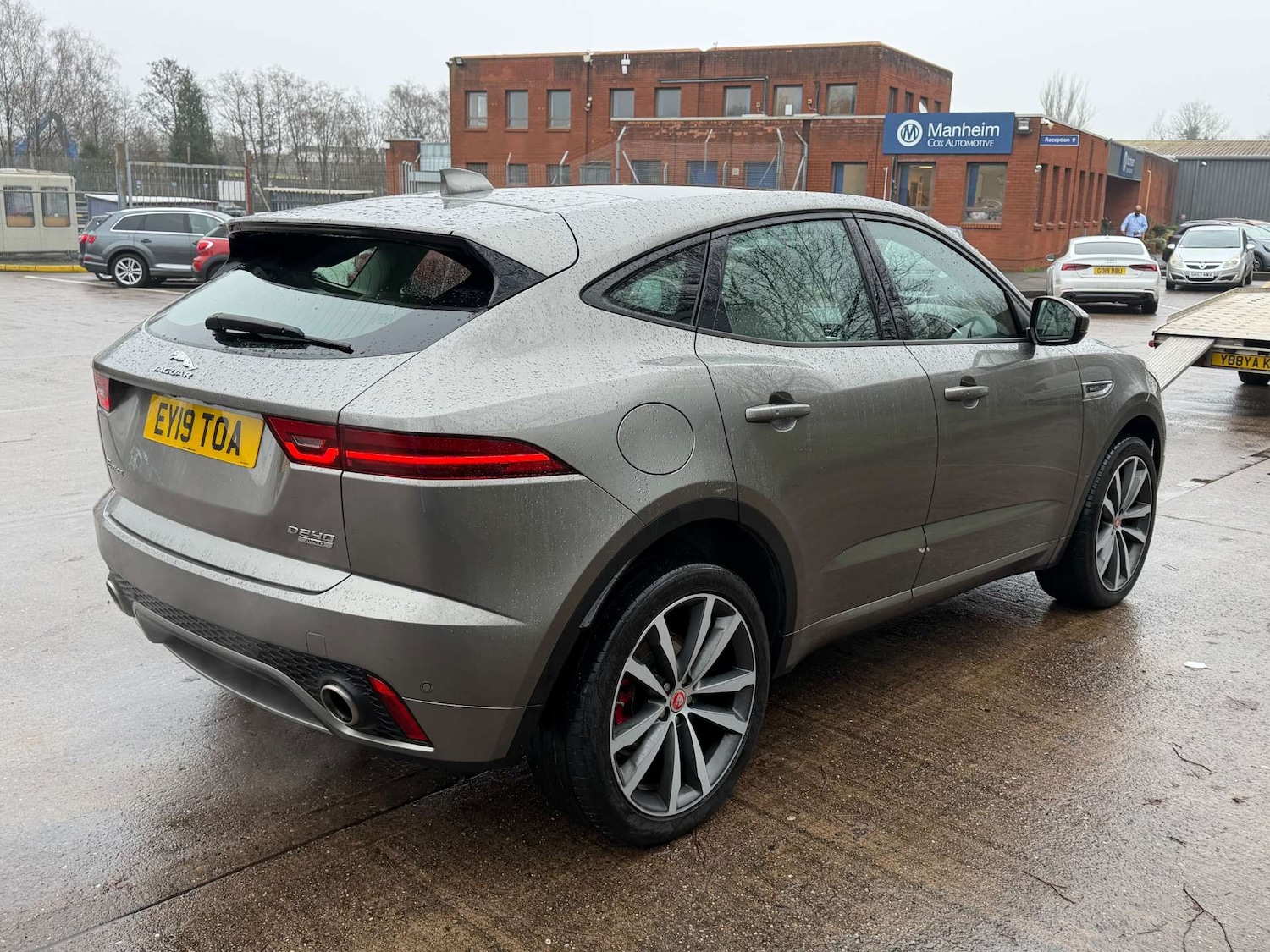 Used Jaguar E-Pace 2019 for sale - 77168063: Photo 9