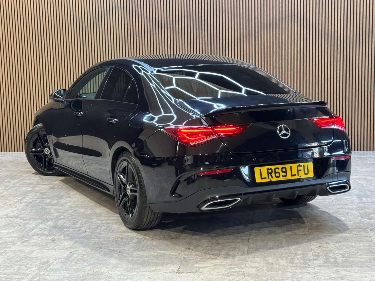 Used Mercedes-Benz CLA 2019 for sale - 77990078: Photo 2