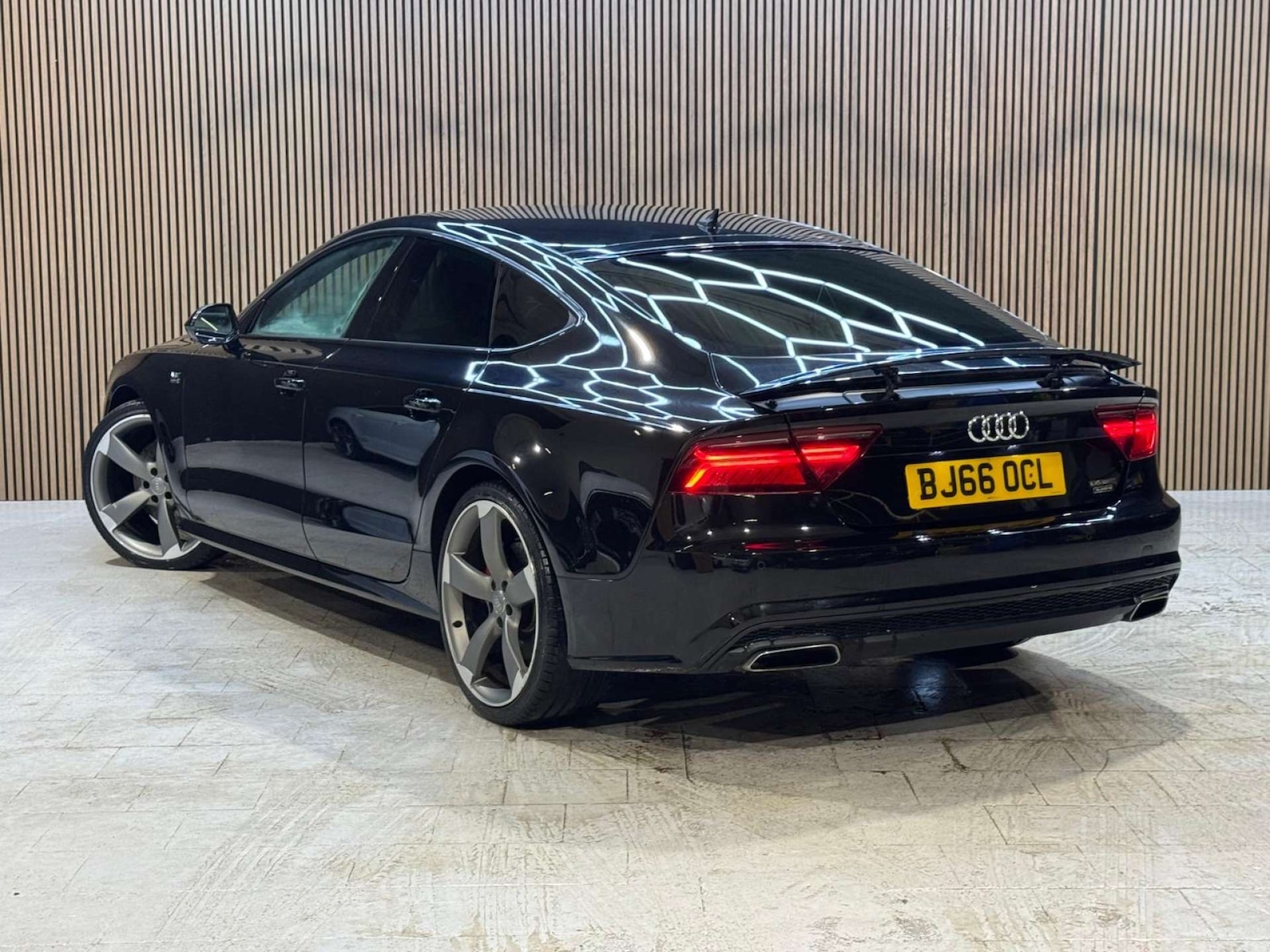 Used Audi A7 2016 for sale - 77271558: Photo 2