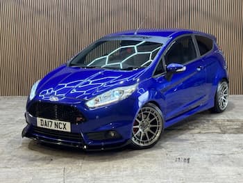 Used Ford Fiesta 2017 for sale - 79575813: Photo