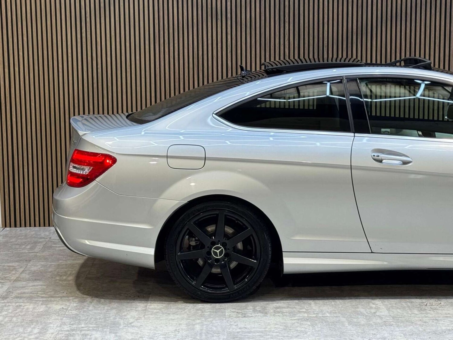 Used Mercedes-Benz C Class 2014 for sale - 78172535: Photo 18