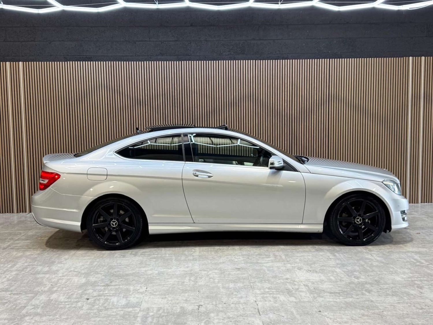 Used Mercedes-Benz C Class 2014 for sale - 78172535: Photo 19