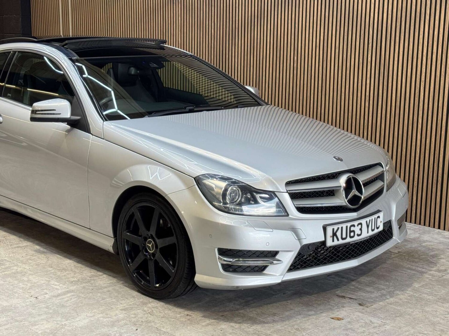 Used Mercedes-Benz C Class 2014 for sale - 78172535: Photo 20