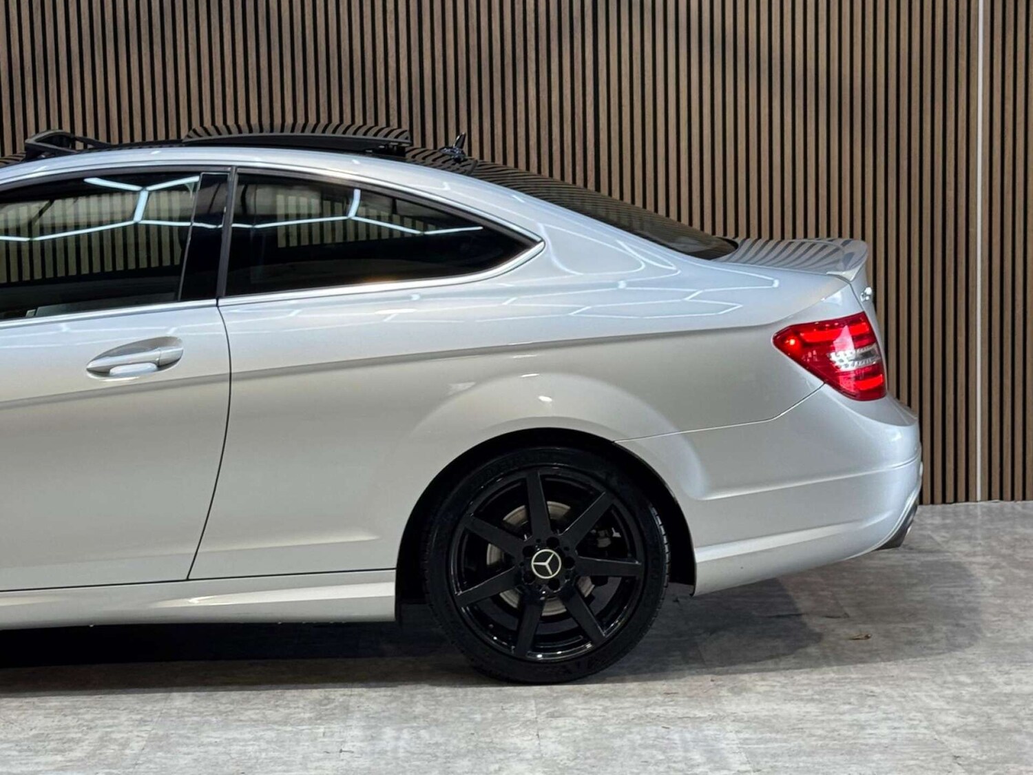 Used Mercedes-Benz C Class 2014 for sale - 78172535: Photo 35