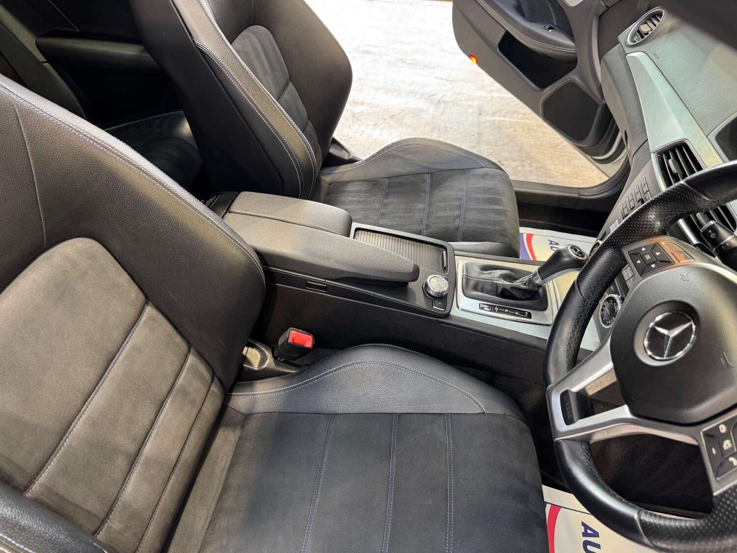 Used Mercedes-Benz C Class 2014 for sale - 78172535: Photo 47