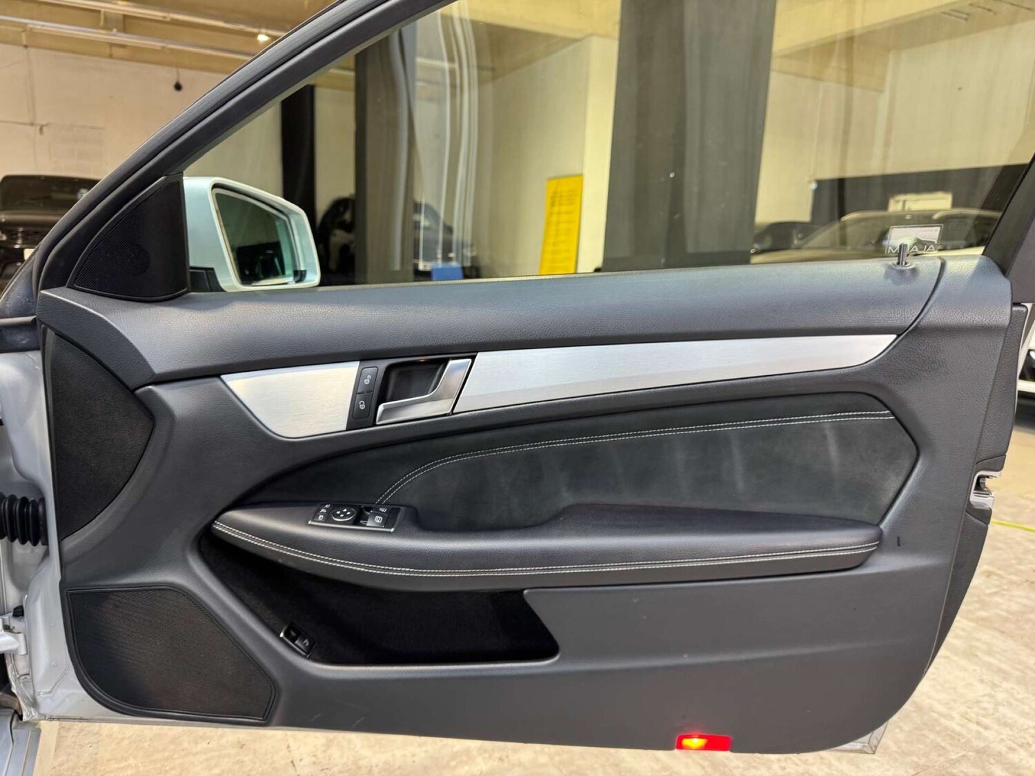 Used Mercedes-Benz C Class 2014 for sale - 78172535: Photo 60