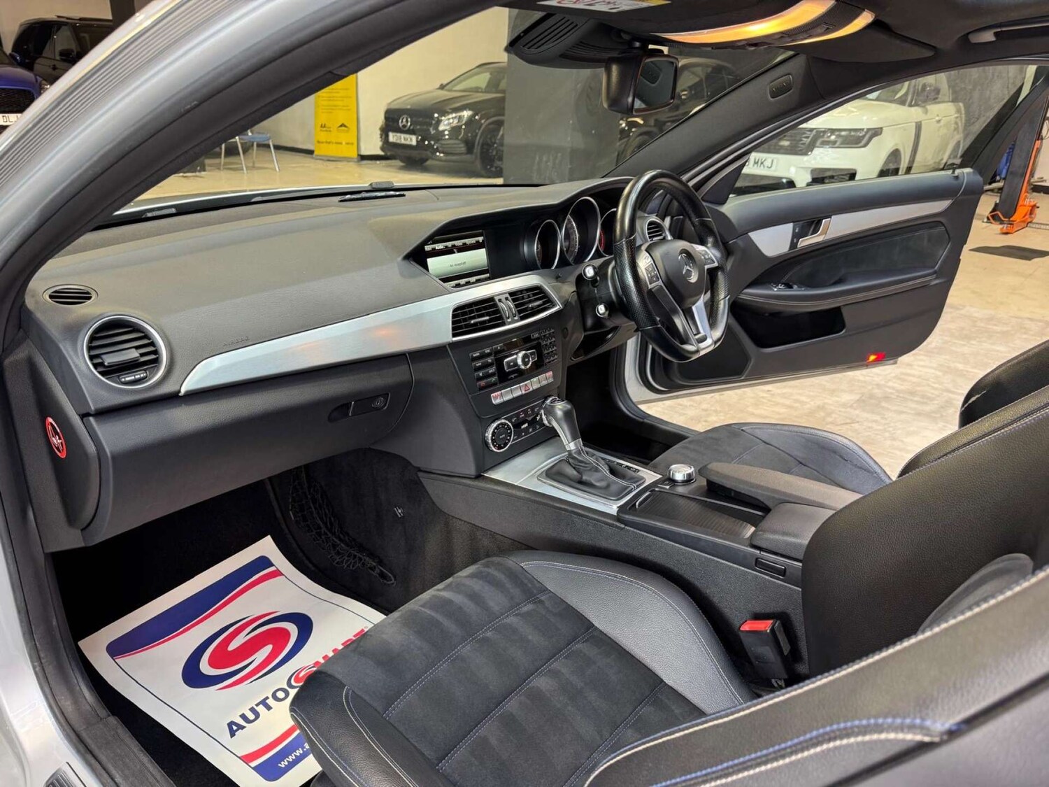 Used Mercedes-Benz C Class 2014 for sale - 78172535: Photo 67