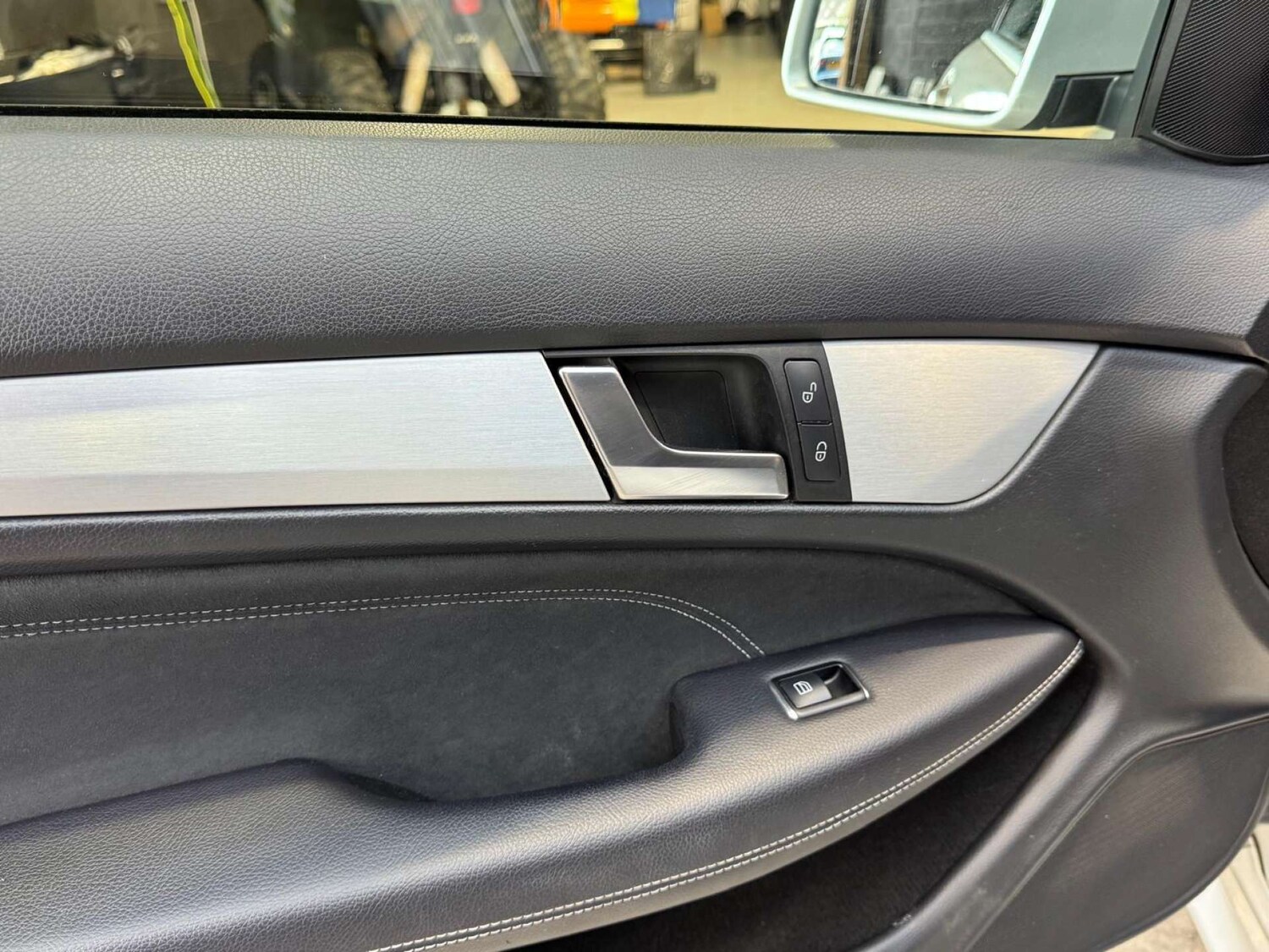 Used Mercedes-Benz C Class 2014 for sale - 78172535: Photo 73