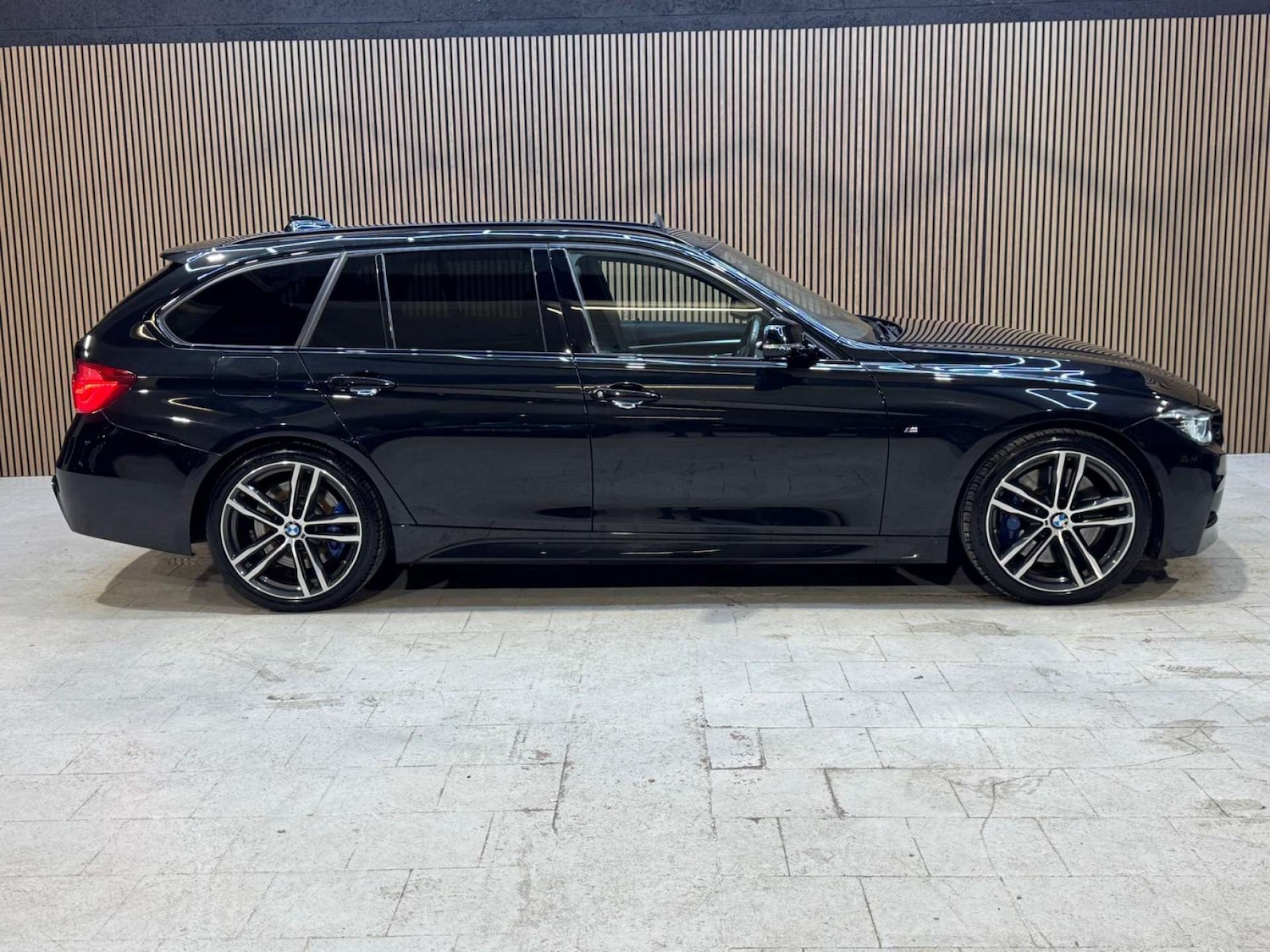 Used BMW 3 Series 2018 for sale - 77136396: Photo 14
