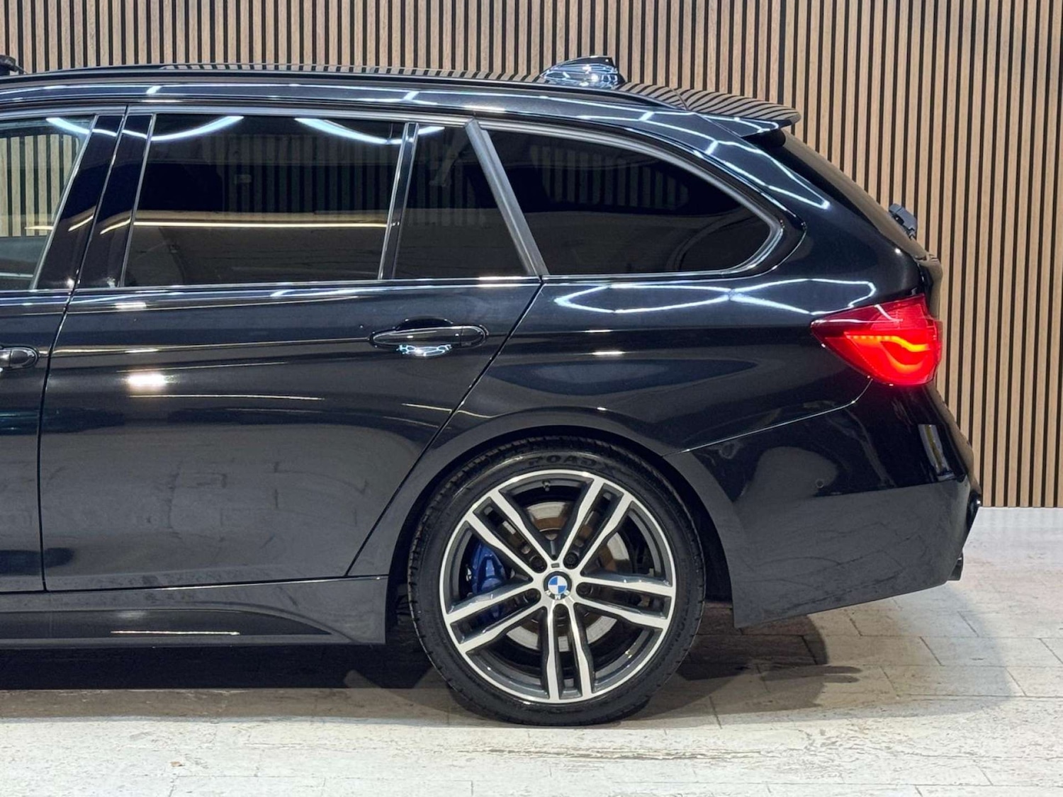 Used BMW 3 Series 2018 for sale - 77136396: Photo 32