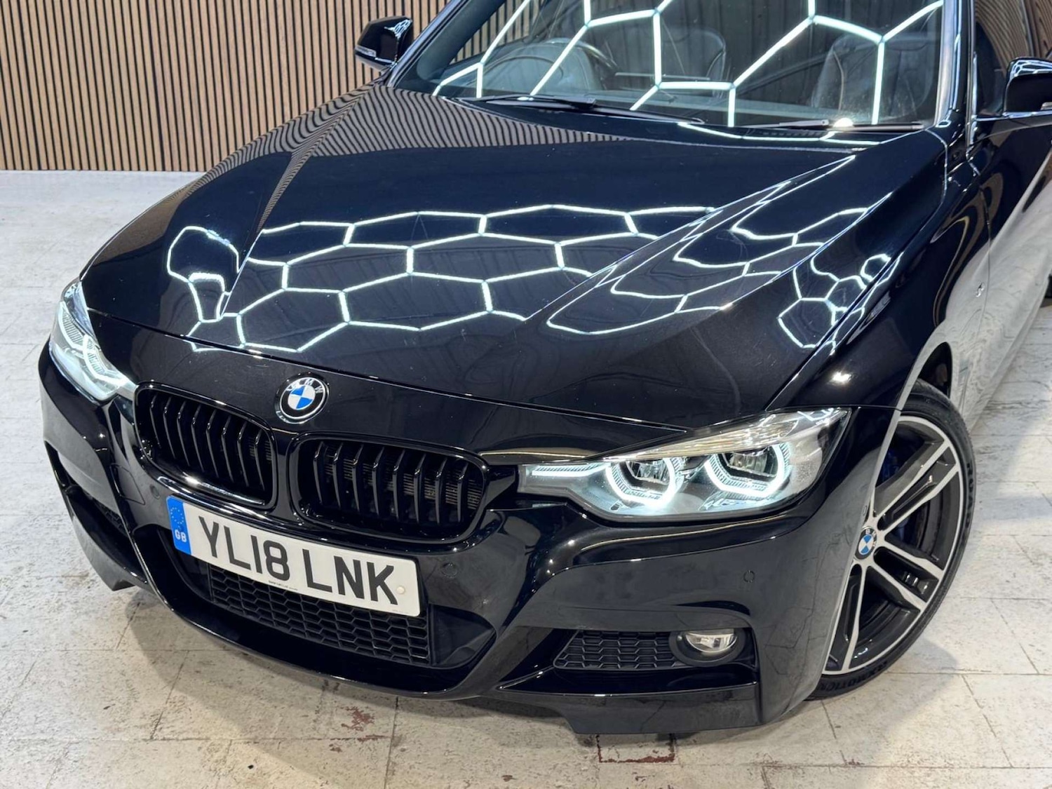 Used BMW 3 Series 2018 for sale - 77136396: Photo 36