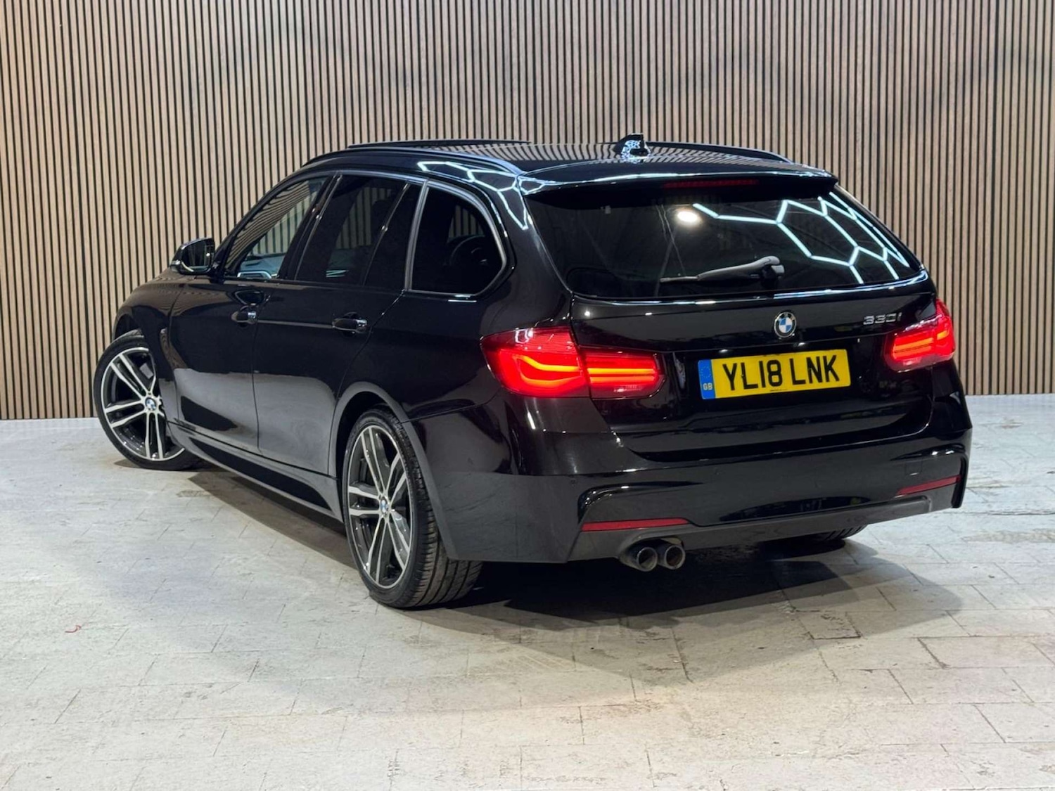 Used BMW 3 Series 2018 for sale - 77136396: Photo 5