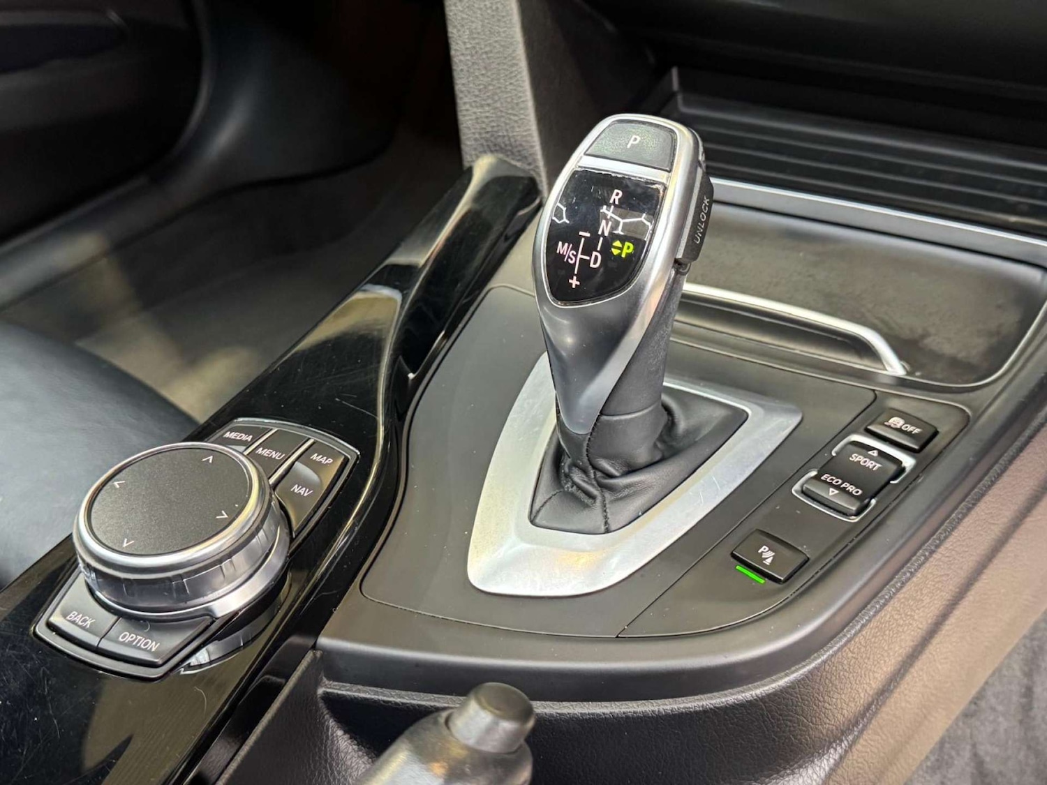 Used BMW 3 Series 2018 for sale - 77136396: Photo 59