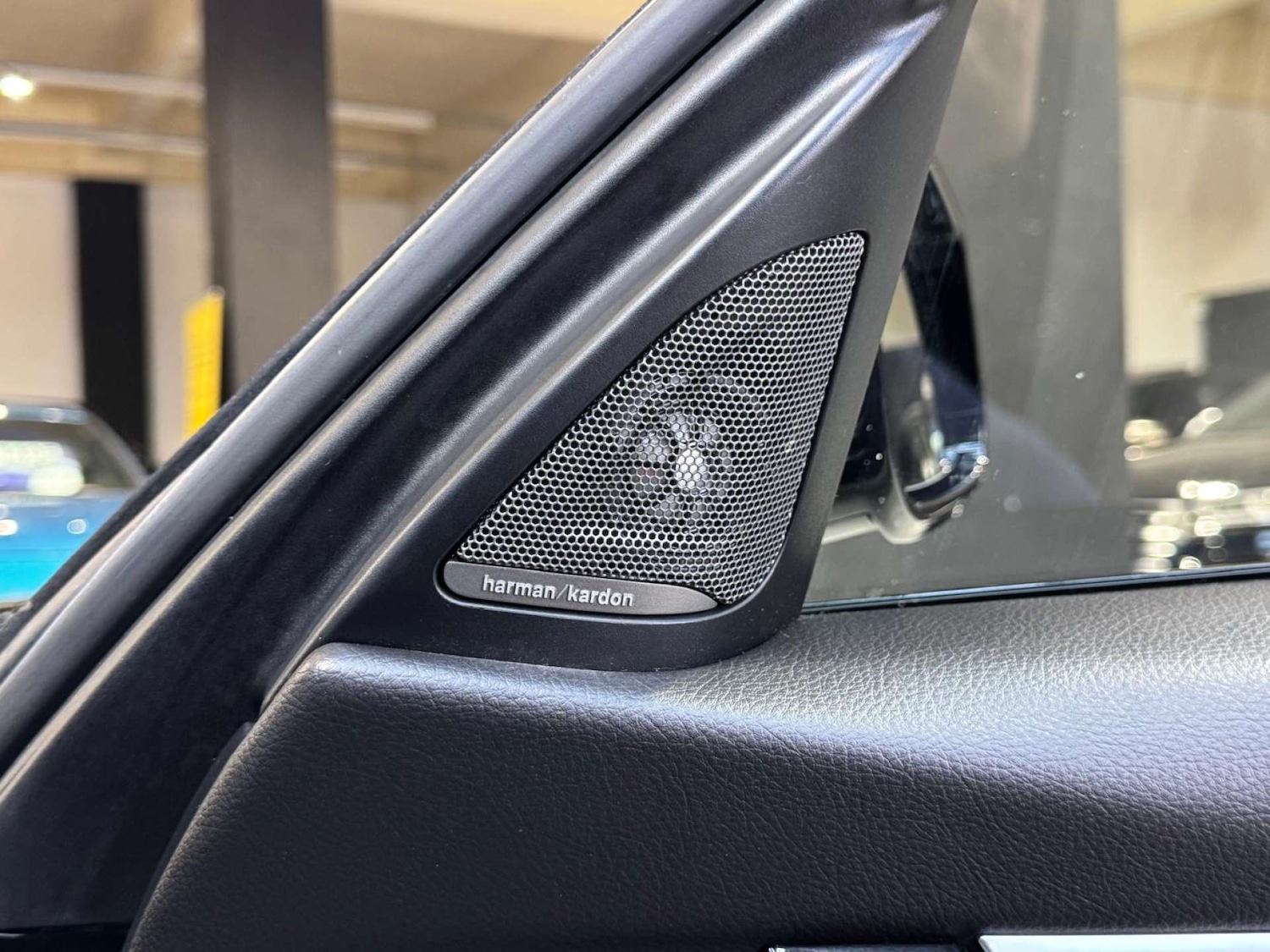 Used BMW 3 Series 2018 for sale - 77136396: Photo 61