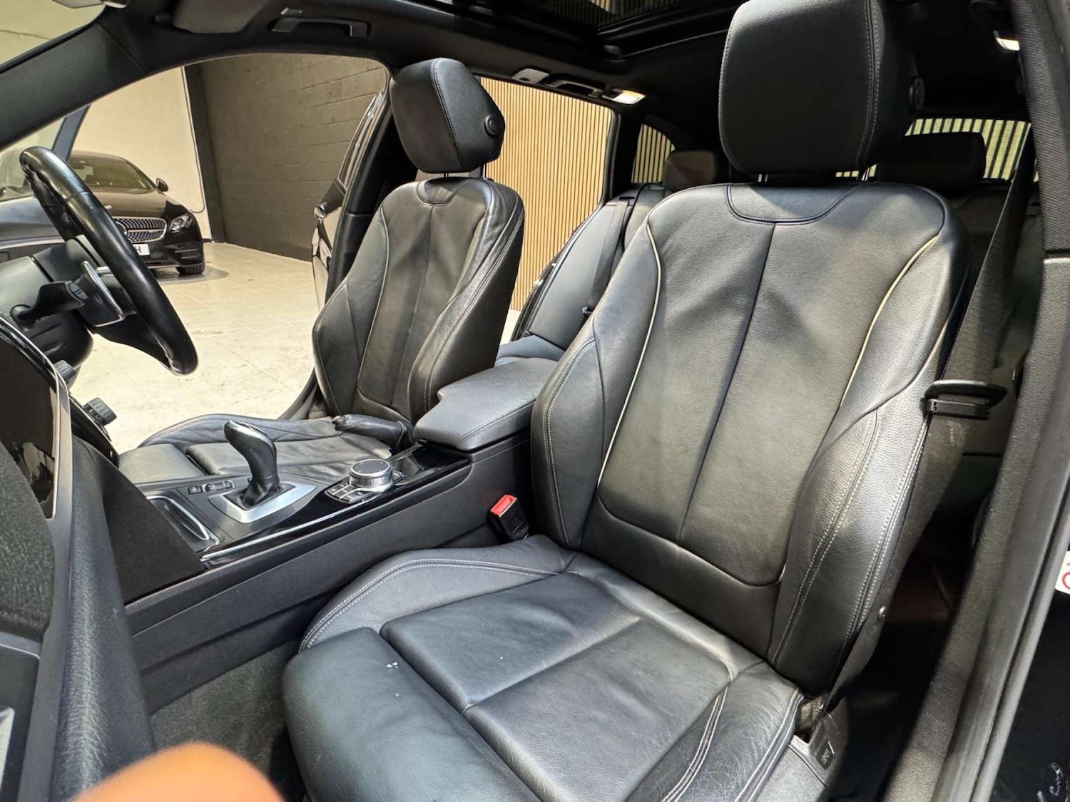 Used BMW 3 Series 2018 for sale - 77136396: Photo 74